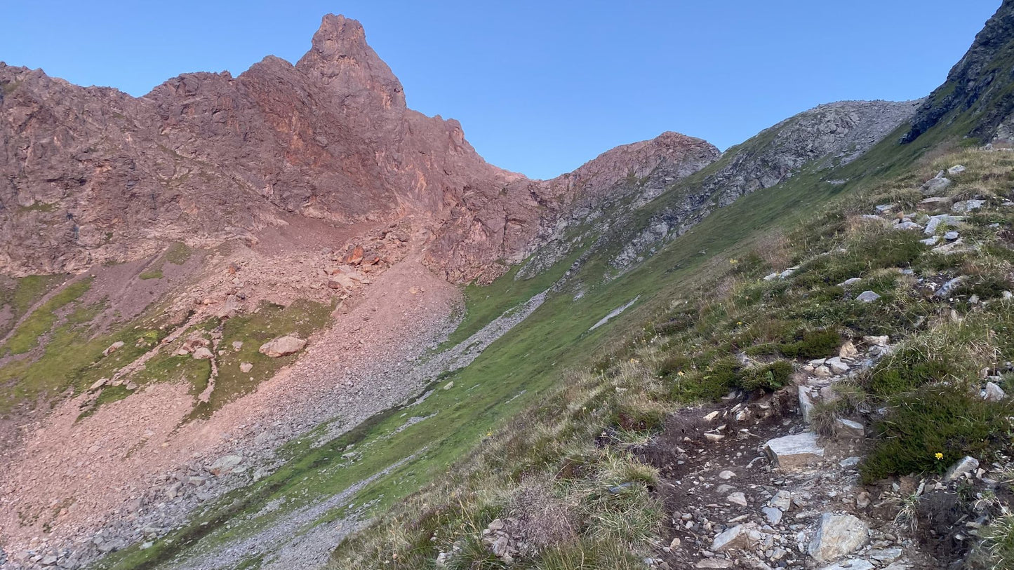 STAGE RUN VERWALL selfguided